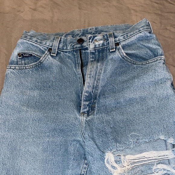 High waisted Lee jeans with rips - Picture 2 of 3